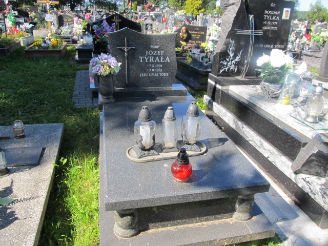 Grób Józef Tyrała