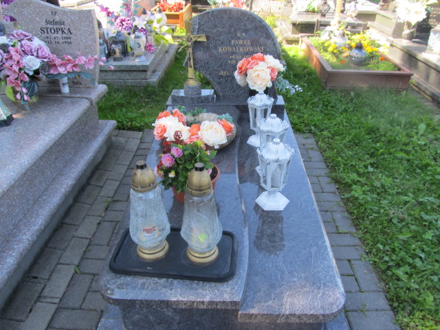 Grób Paweł Kowalkowski